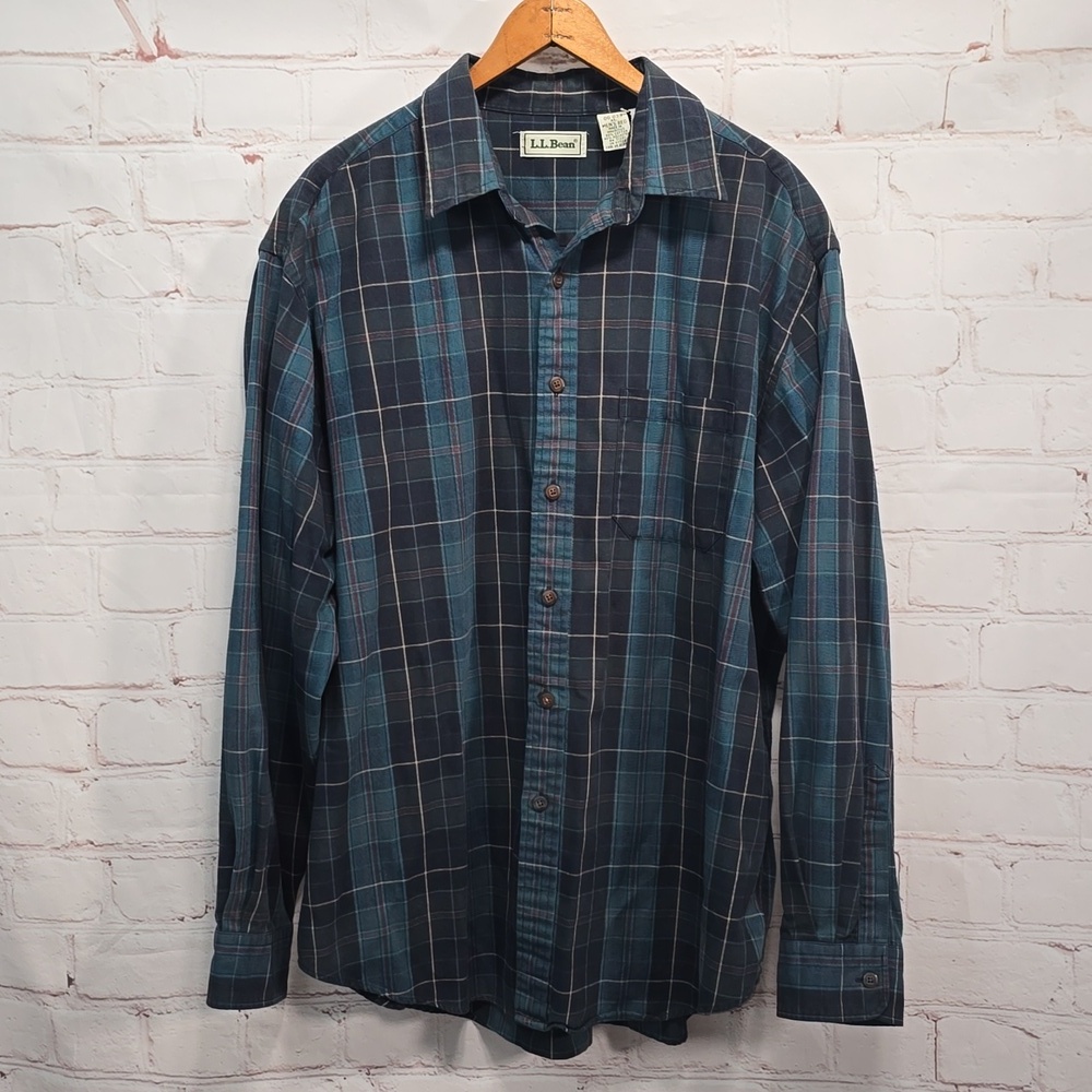 L.L.Bean Scotch Plaid Wrinkle Resistant Cotton/Poly Long Sleeve Mens Shirt XL